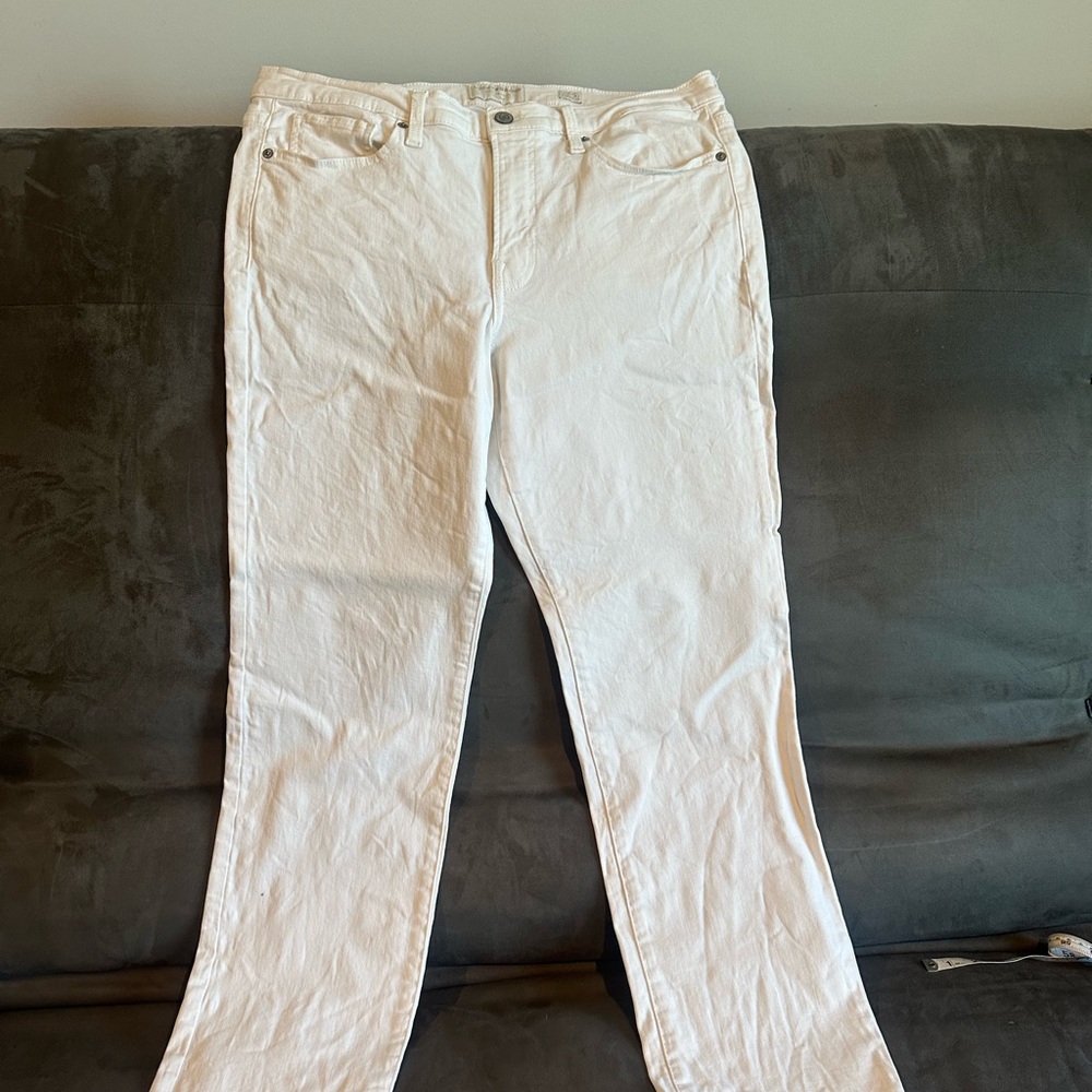 Lucky 🍀 Brand White Denim Jeans